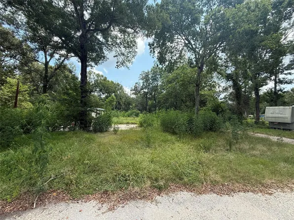 8455 Fm 1409, Dayton, TX 77535