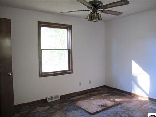 5th image of 1024 Pottawatomie St