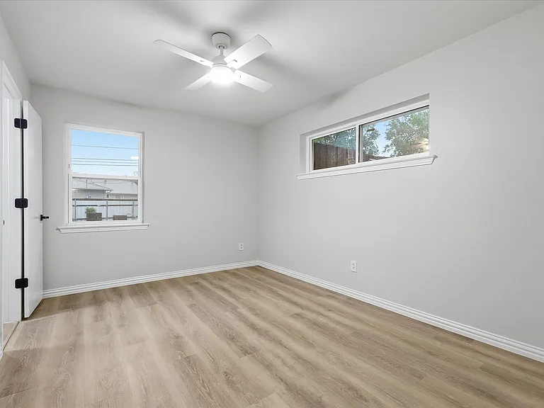 5719 Enchanted Ln — Photo 20