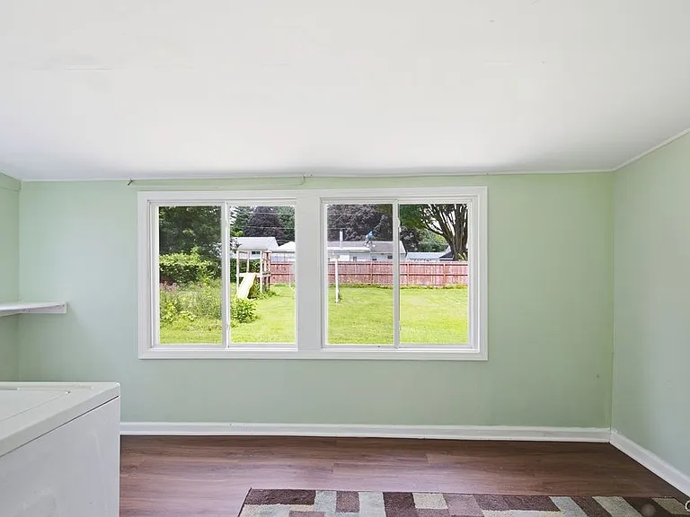 113 Kearney Ave — Photo 14