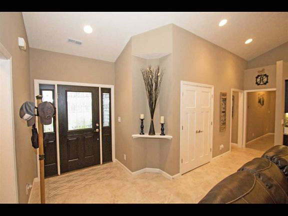 3rd image of 4345 Delmonico Dr