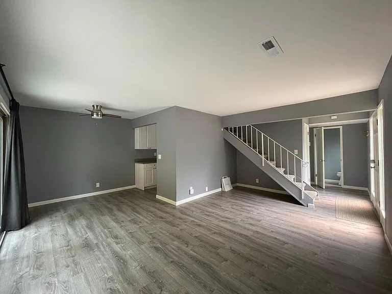 1875 Holland Dr — Photo 3