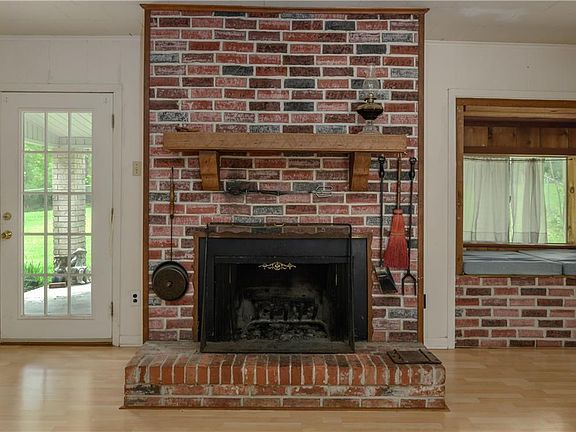 4th image of 580 Rubin Dr