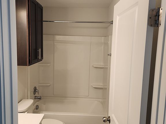 4th image of 13718 Quiet Fox Ln