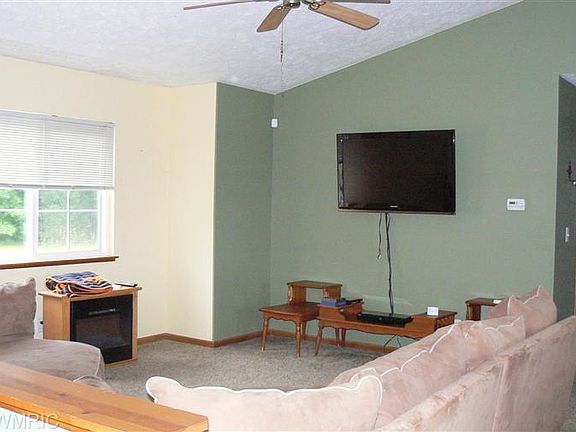 2nd image of 12489 Fargo St NE