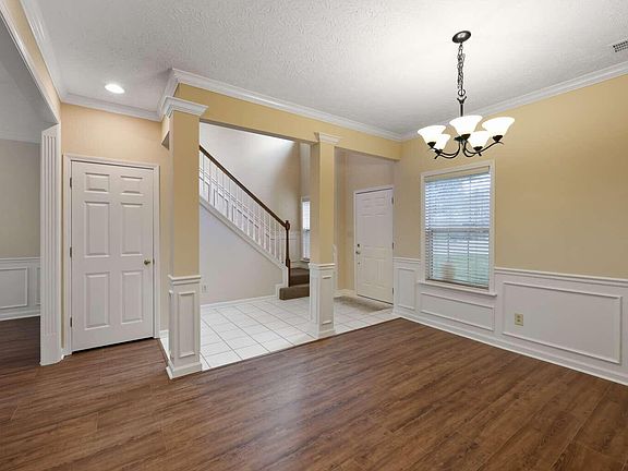 5th image of 257 Shoreside Dr