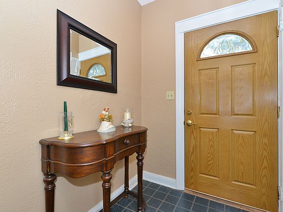 3rd image of 4822 212th St
