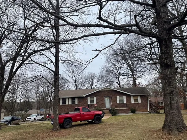 206 Sanders Dr, La Vergne, TN 37086
