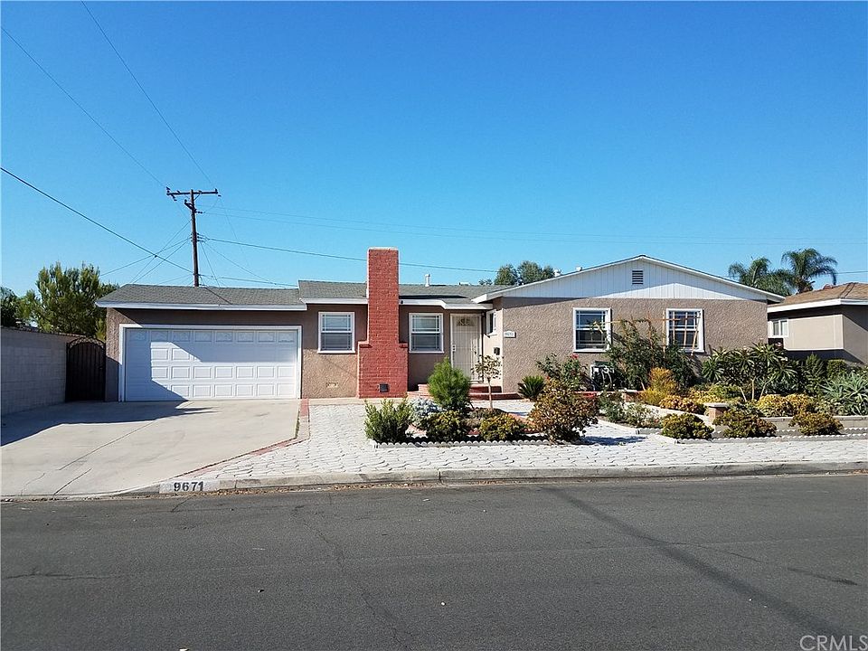 1st image of 9671 Mystic Ln