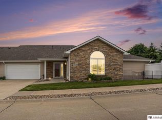 16105 Davidson Plz, Bennington, NE 68007