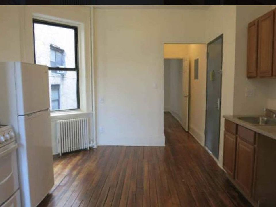 1st image of 348 E 62nd St APT 15