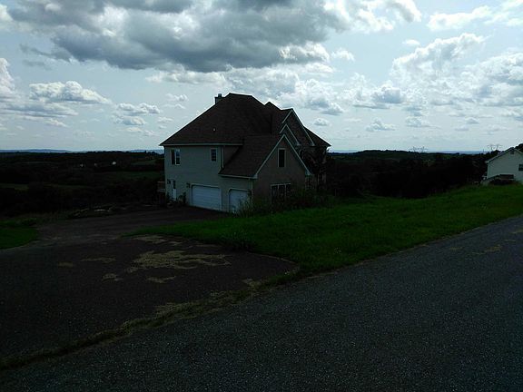 3rd image of 2844 Buena Vista Dr