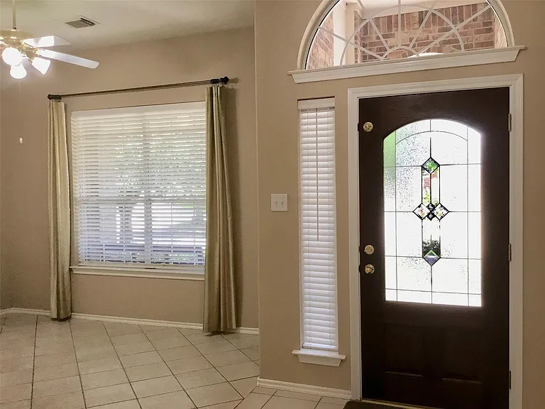 14 Heron Hollow Ct — Photo 8