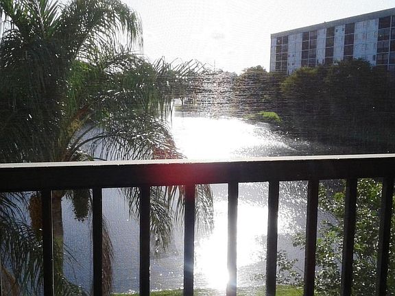 3rd image of 2236 N Cypress Bend Dr APT 408