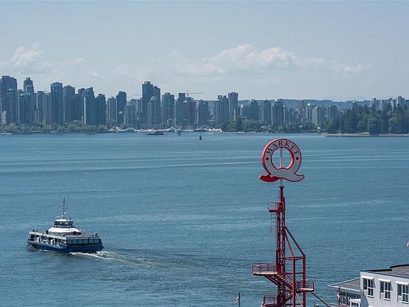 5th image of 133 Esplanade E #1003