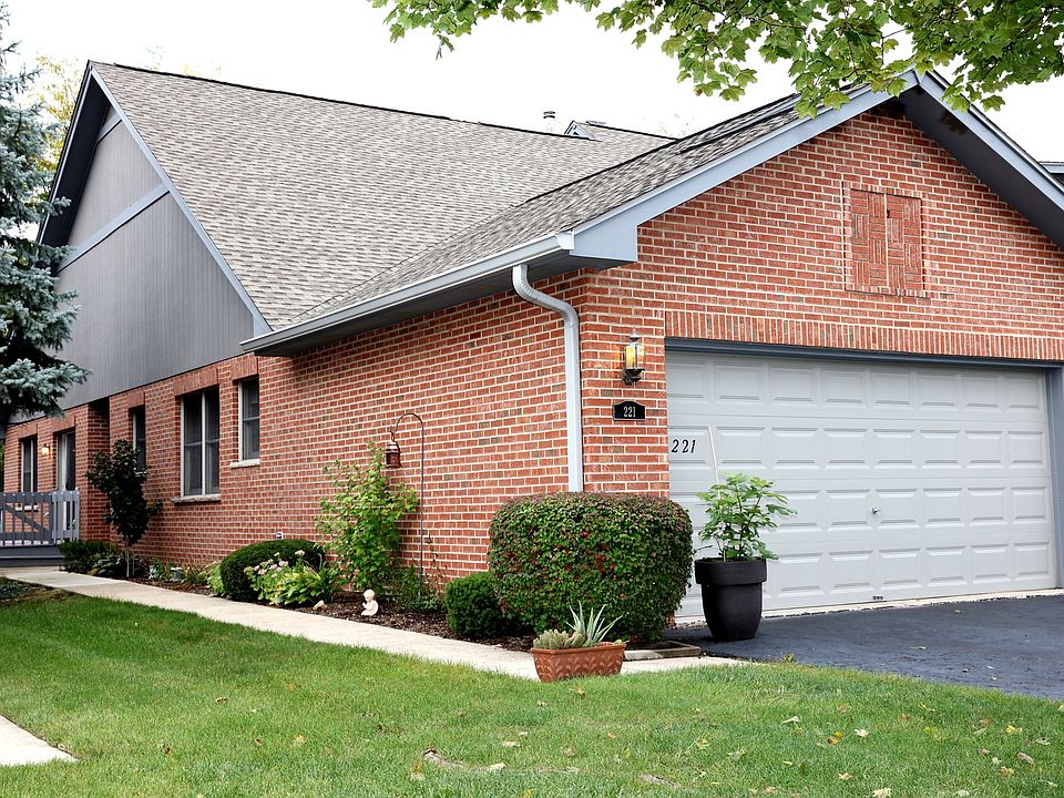 1st image of 221 William Way