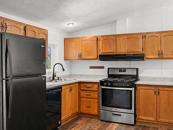 5th image of 411 Shelton Drive