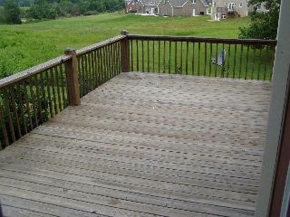 5th image of 1506 Walkers Crossing Dr