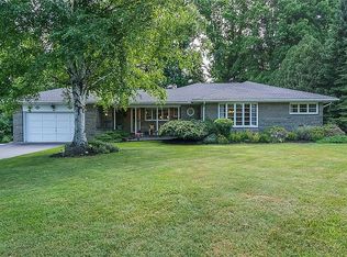 36 Lyndon Rd, Fayetteville, NY 13066