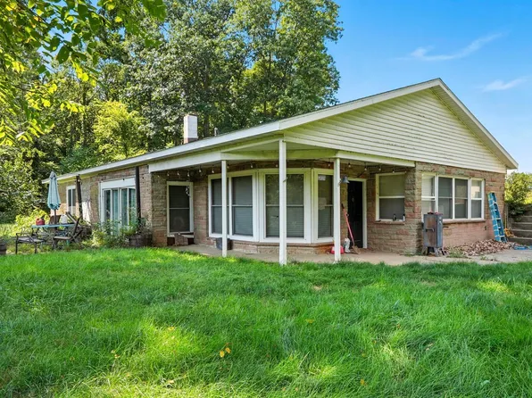 10113 E Us Highway 12 Hwy #12, White Pigeon, MI 49099