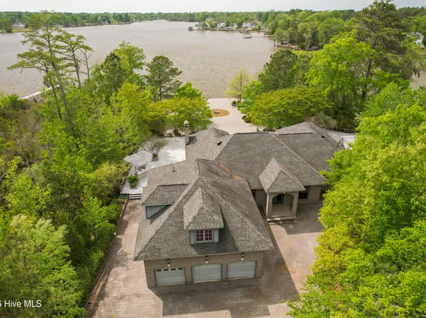 211 Beech Point Boulevard, Hertford, NC 27944
