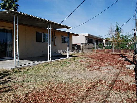 4th image of 253 Colleen Dr