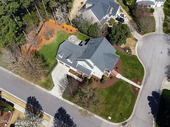 5th image of 201 Cakebread Ct