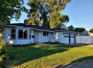 1521 Johnson St, Medford, OR 97504
