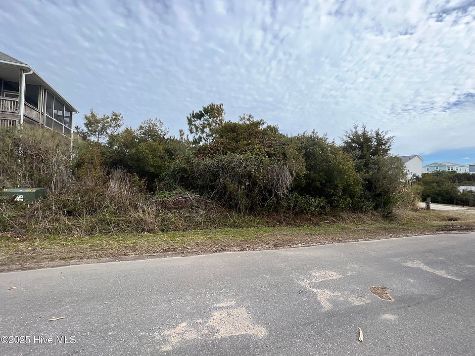 2nd image of 116 SE 53rd Street