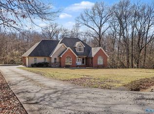 155 Iris Ln, Bridgeport, AL 35740