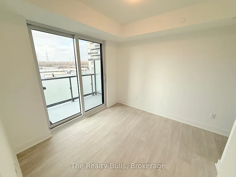 2545 Simcoe St N #516 — Photo 16