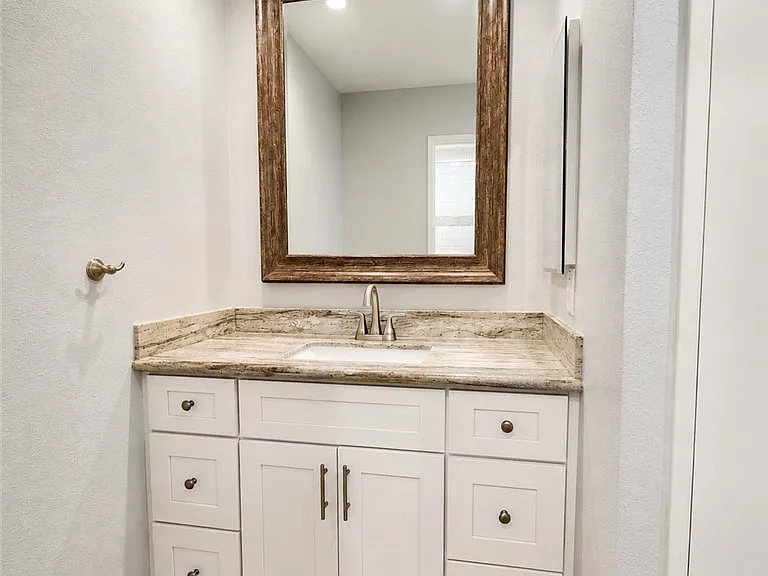 131 S Poplar Ave #26 — Photo 21