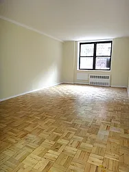 Rented by KVNY Soho