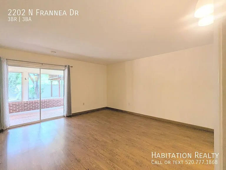 2202 N Frannea Dr — Photo 14