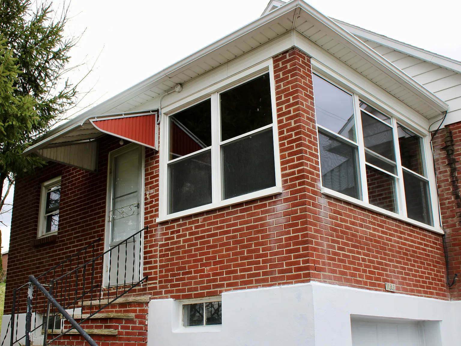 3 bed, 1562 sqft, $2,100 — Photo 2
