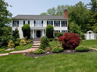 7 Kings Grant Way, Briarcliff Manor, NY 10510