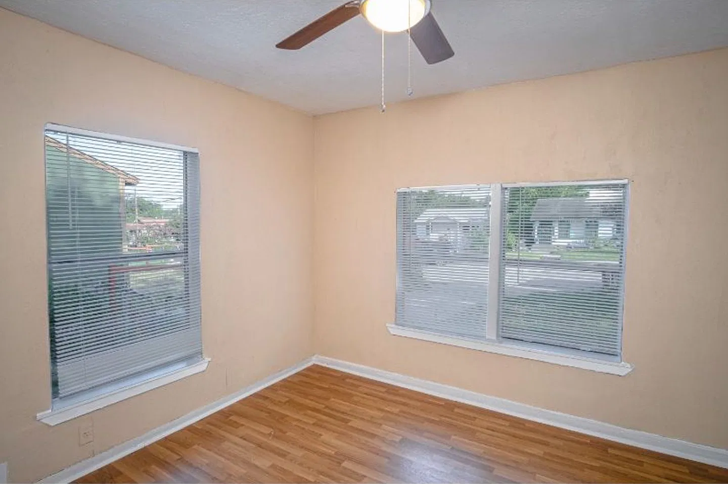Happy and Convenient Home Near Downtown — Photo 3