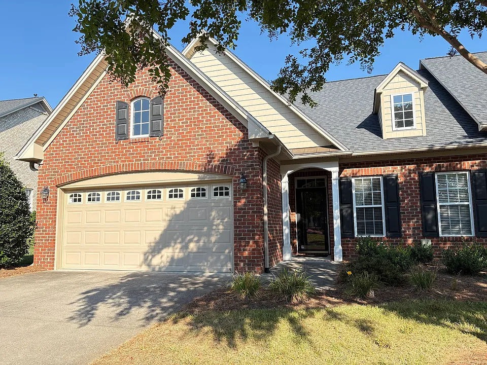 804 Pelican Ln