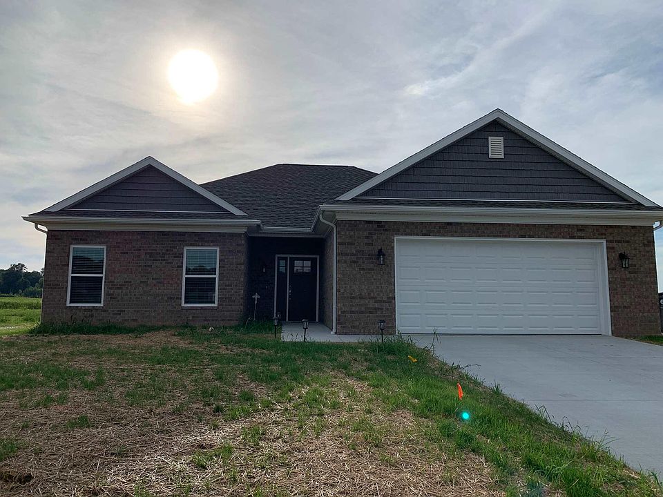 2nd image of 545 Cathy Dr