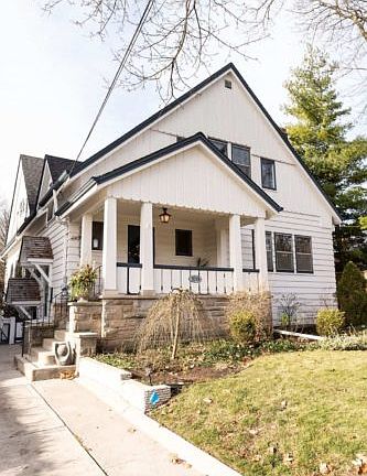 3rd image of 1019 Waterloo St #0