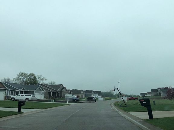 5th image of 10174 Hunt Dr