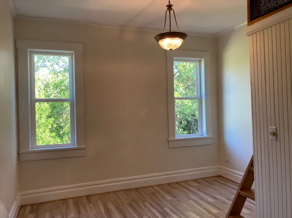 16009 Front St #B, Hornbrook, CA 96044