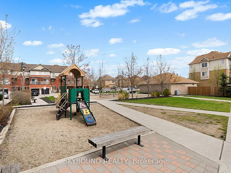 3375 Thomas St #13-14 — Photo 28