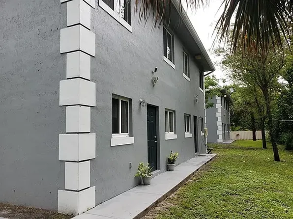 Complex - Biscayne Gardens, 14040 NE 2nd Ave #14042, Miami, FL 33161