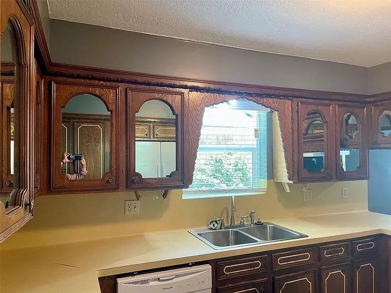 9626 Hearthwood Dr — Photo 14