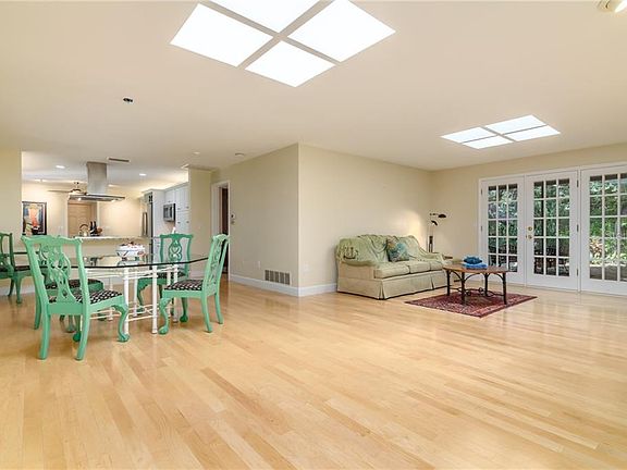4th image of 8511 Heron Lagoon Cir