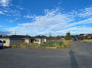 2295 SW Forked Horn Butte Rd, Redmond, OR 97756