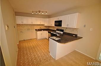 4th image of 3249 Bristolhall Dr