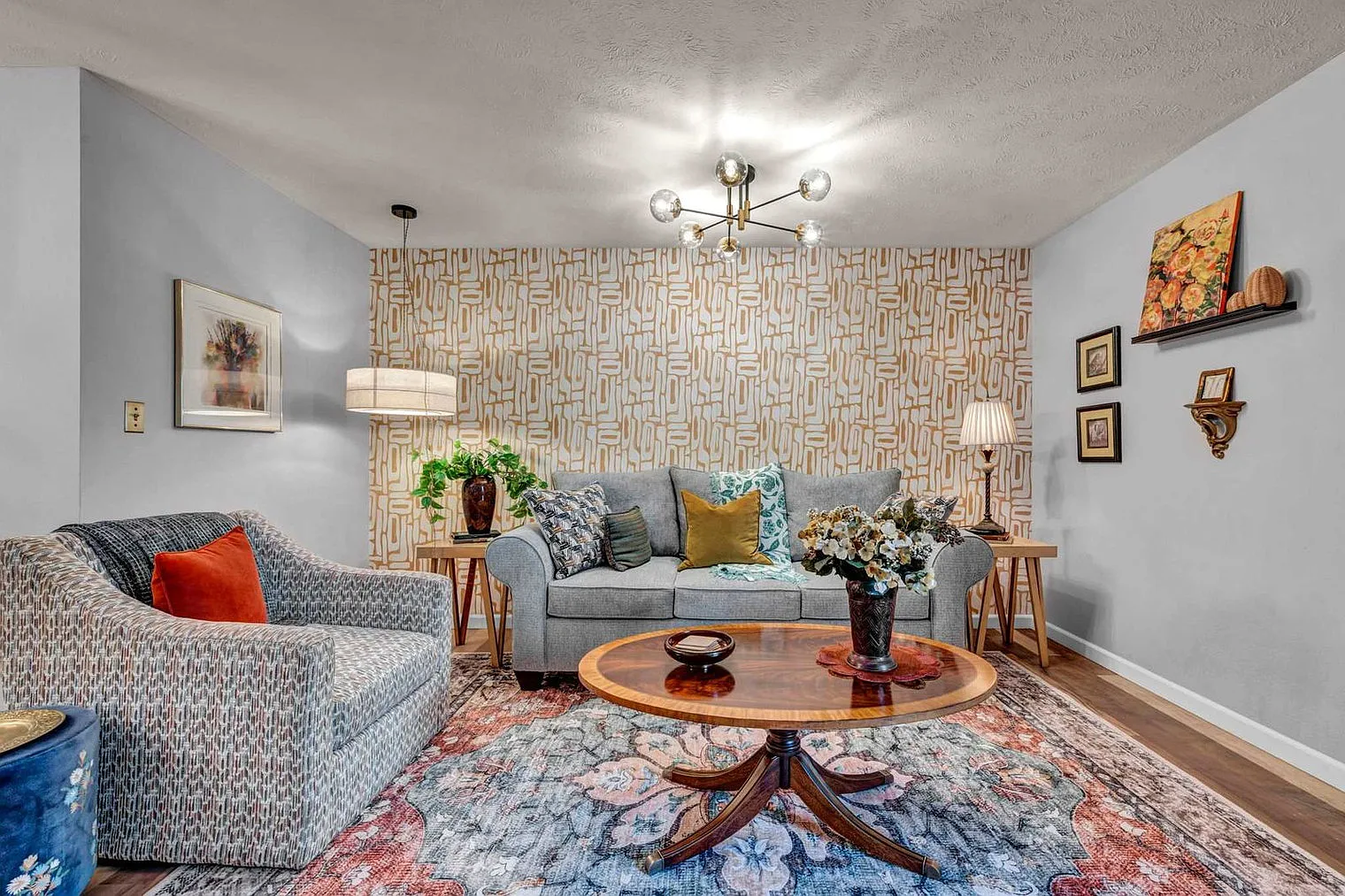 1 bed, 1.0 bath, 602 sqft, $2,212 — Photo 3