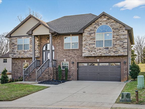 3rd image of 161 Roanoke Station Cir